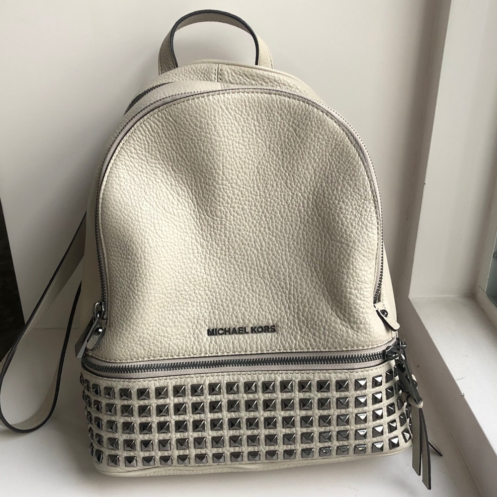 NWT MICHAEL KORS RHEA STUDDED LEATHER BACKPACK